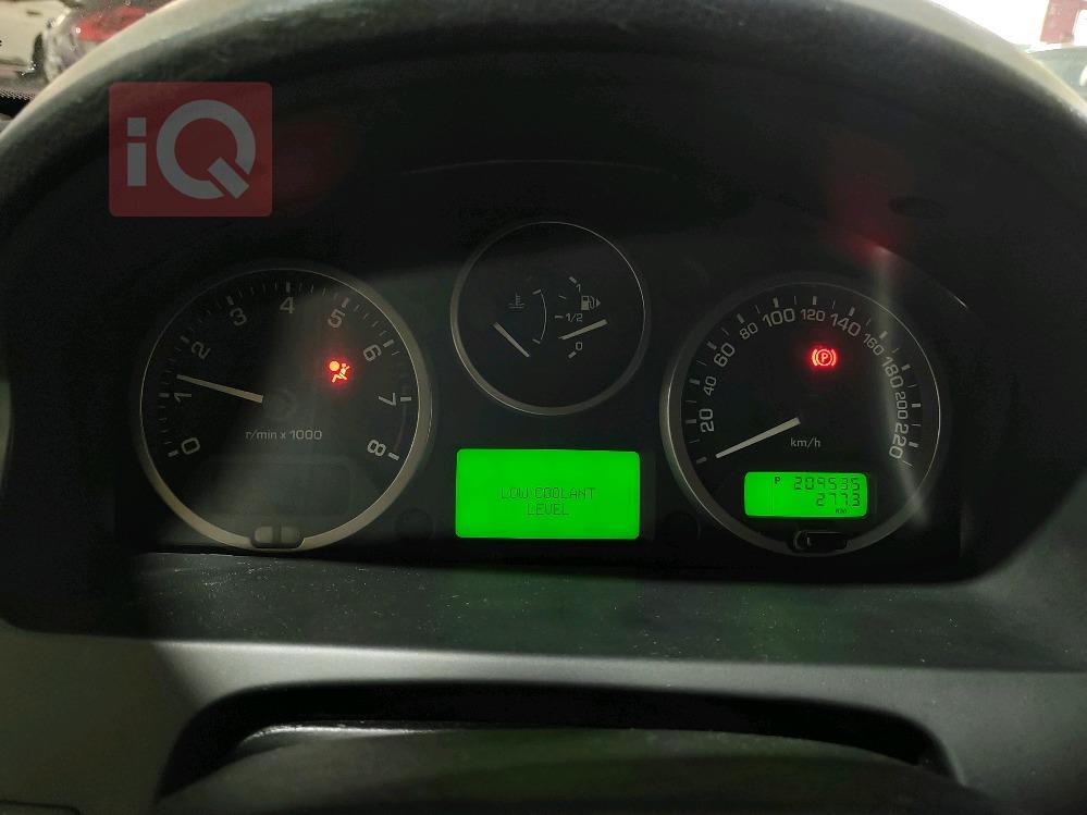 لاند ڕۆڤەر LR2